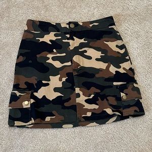 Forever 21 Camo Mini Skirt